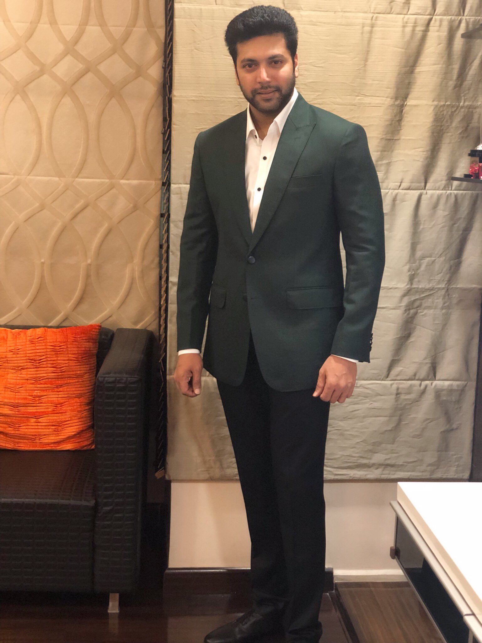 Happy birthday Jayam Ravi Anna   1stsingle was best  Much Love 