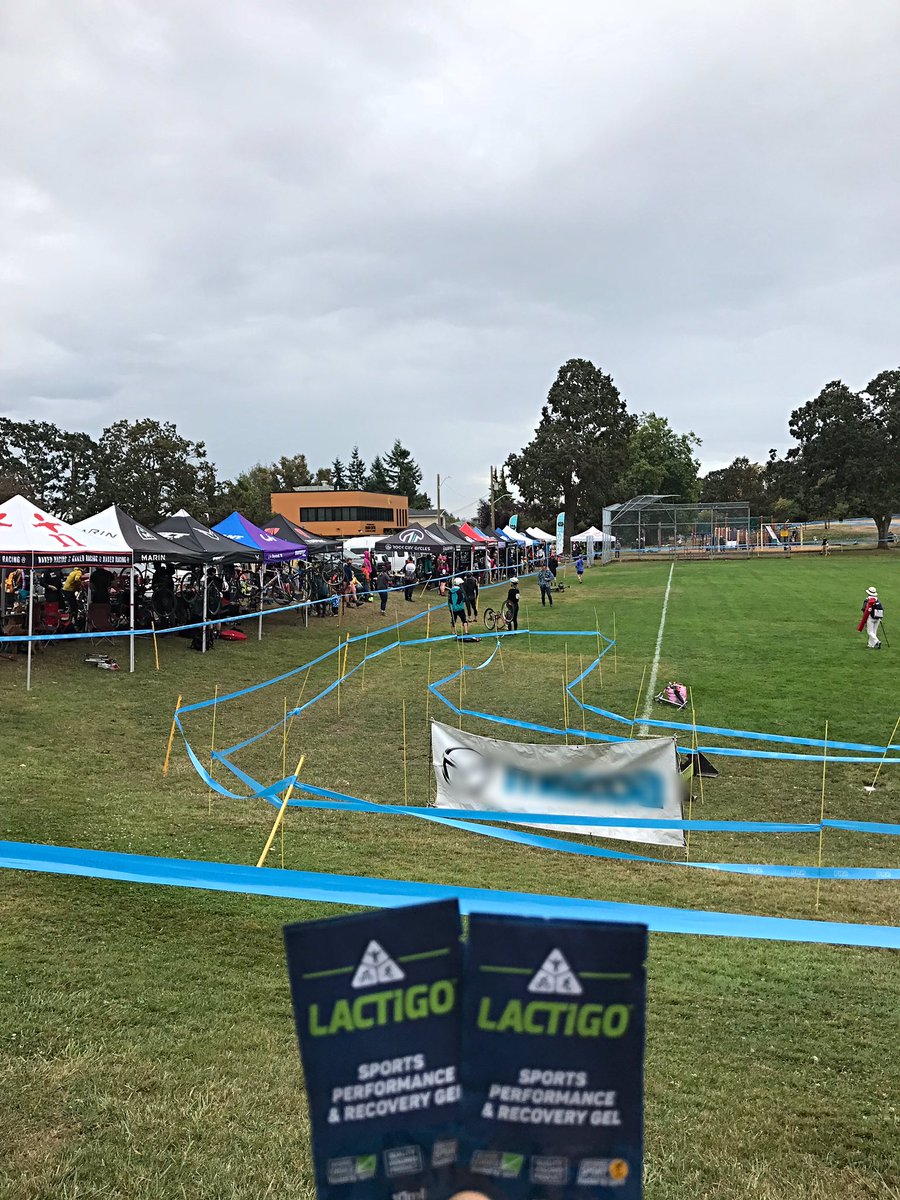 LactiGo's tweet photo. #LactiGo is at @CrossontheRock today with the Sons of Dogpatch!

If you’re #LactiGoPowered while you #cyclocross, at #CrossOnTheRock or anywhere, your legs will thank you! https://t.co/mmY3syEiDL