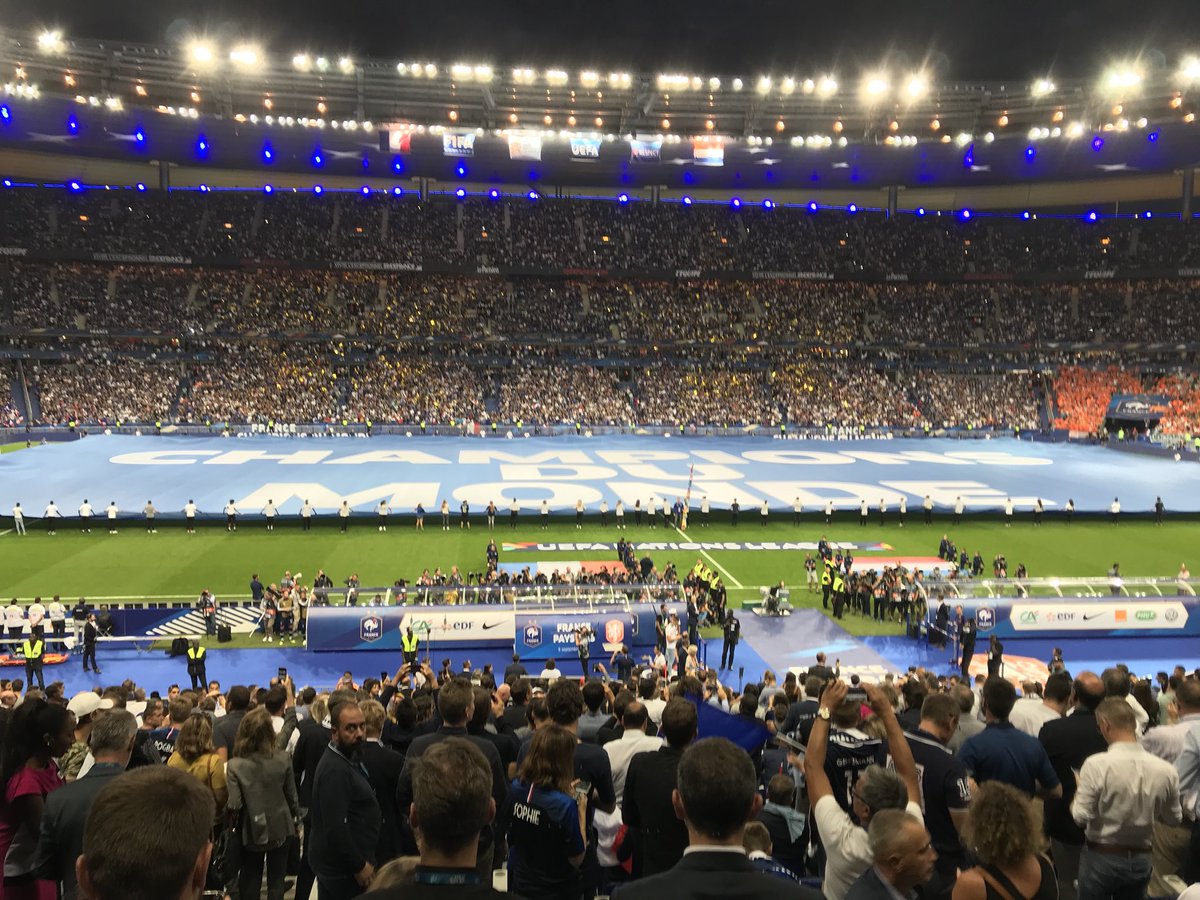 Louis_SAINTPIER's tweet photo. #championsdumonde https://t.co/jQl0cXo18N