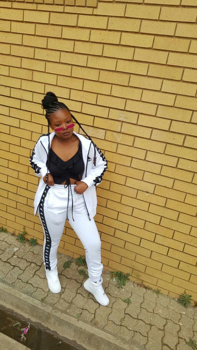 mammie_la's tweet image. Find something new