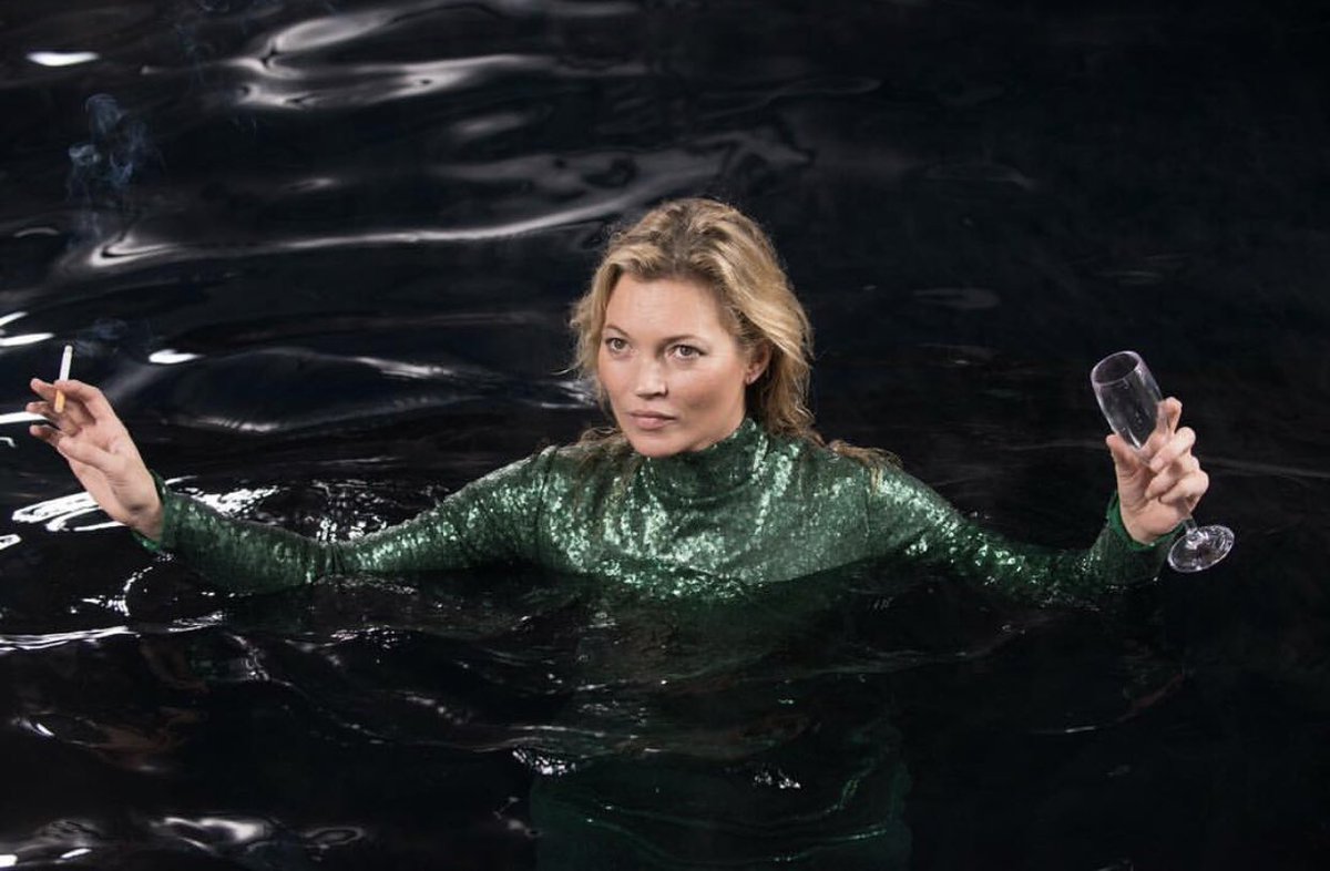 Потрясающий ход ход. Джоанна ламли просто потрясающе. Он потрясающий просто. Он потрясающий просто. Спасибо за такую красоту открытки.