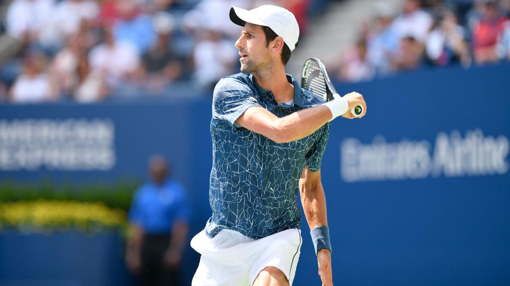 Beogrademoj_'s tweet photo. #Srećno #šampiomu #moj #da #još #jednom #digneš #pobednički #pehar @DjokerNole ❤🎾🏆💪💪💪 https://t.co/CoVeg7lfOb