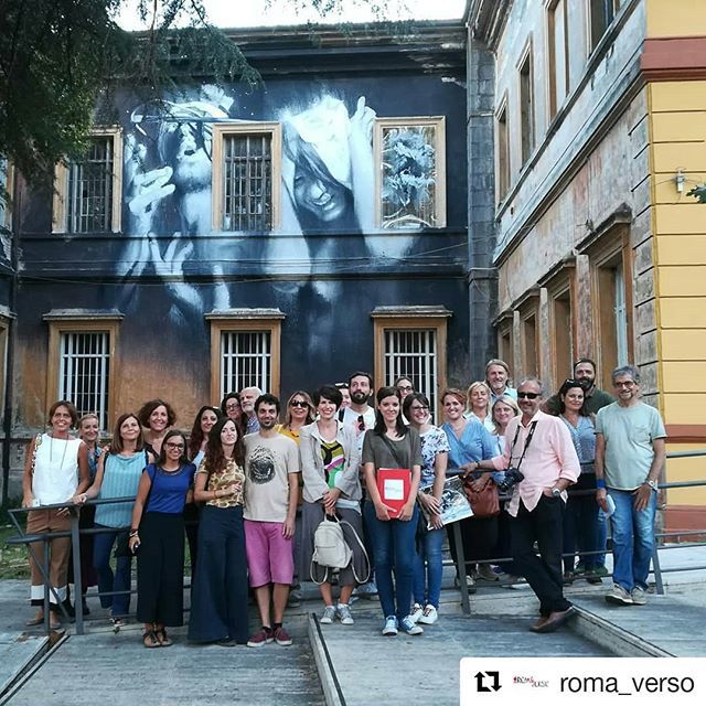 RomaSlowTour's tweet photo. #Slowtour del #SMariadellaPietá
(8 settembre 2018)
#Repost @roma_verso (@get_repost)
・・・
La foto di rito a fine #tour #romaverso #santamariadellapietà #exmanicomio #streetart #gomez #arte #storia #romaslowtour #streetartrome #streetartroma https://t.co/QgpHpenmtO