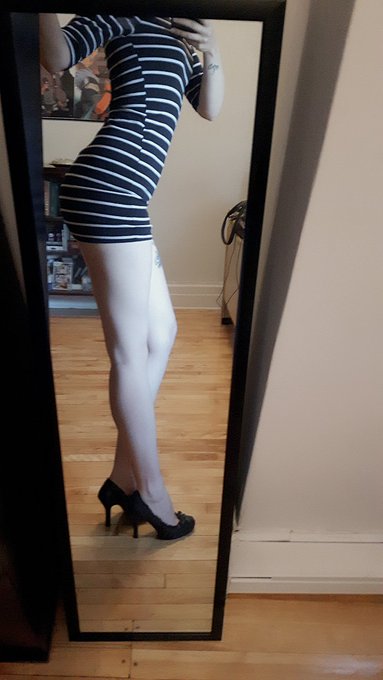 Short dress warning ⚠️  &amp; Ill be online a bit later ~ https://t.co/HV2pqz1GXs<a href="/tag/booty"class="tags"><span>#booty</span></a><a href="/tag/camgirl"class="tags"><span>#camgirl</span></a><a href="/tag/chaturbate"class="tags"><span>#chaturbate</span></a>
