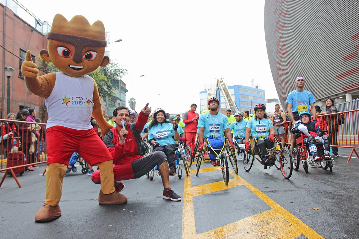 ipdperu's tweet photo. Estas son las mejores postales de la Carrera #IPD8K #CorriendoPorLosBomberos. Aquí los detalles:  https://t.co/Utedcv6g3S 👈👈👈 (2/3) @JDENPERU @MineduPeru @pcmperu @jferrari5 @Agencia_Andina @noticias_tvperu @DiarioElPeruano @ErickOsores @Lima2019Juegos https://t.co/qMPgpsIKsA