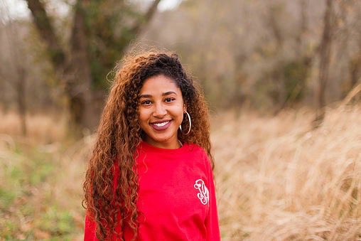 CollegiateCurls's tweet photo. Head over to https://t.co/GTYSWgv698 to read the latest blog post on our National Vice President Tamazha Pilson. She’s serving advice, empowerment and a whole lotta Black Girl Magic 🧡✨ https://t.co/J0rON6VFLI