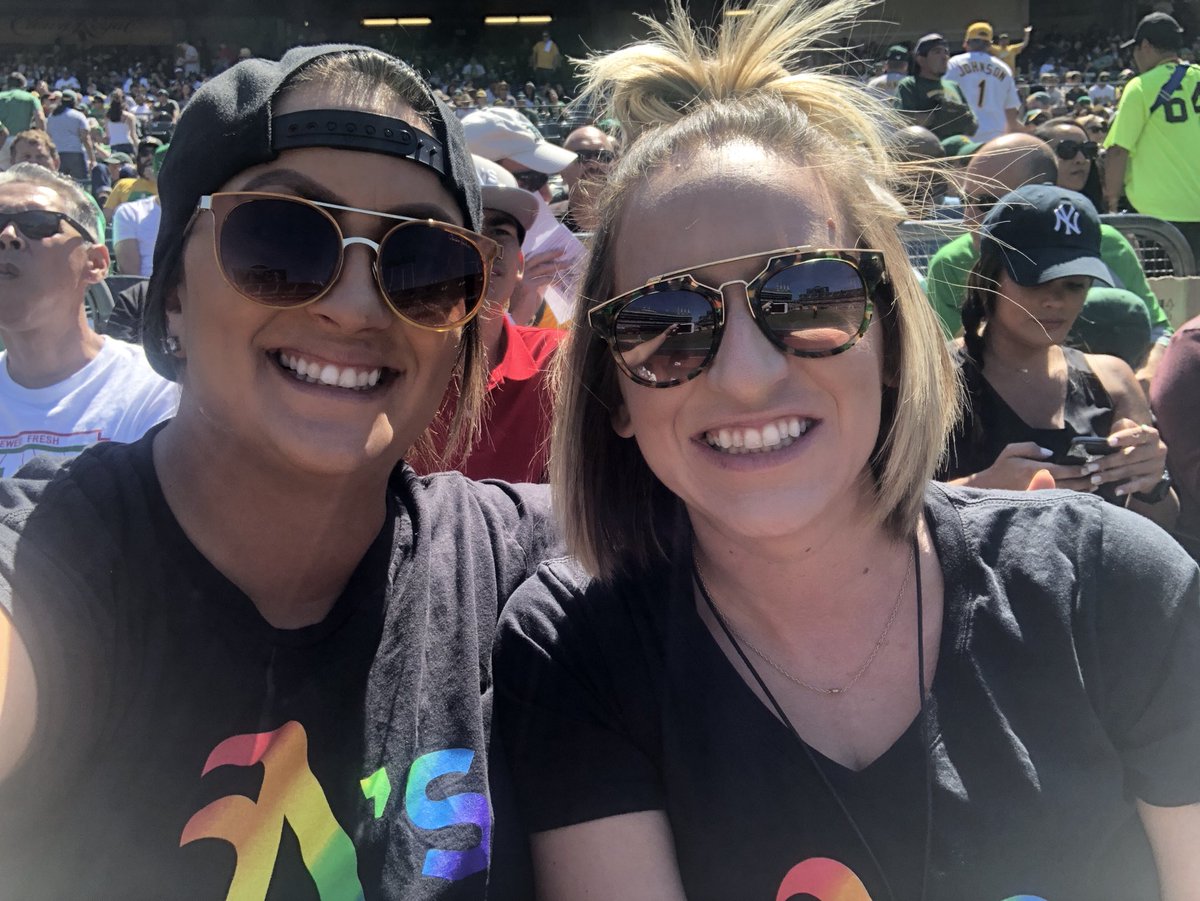 MeetTheMigs's tweet photo. @Athletics #atthecoliseum https://t.co/ElxWeUuoJp