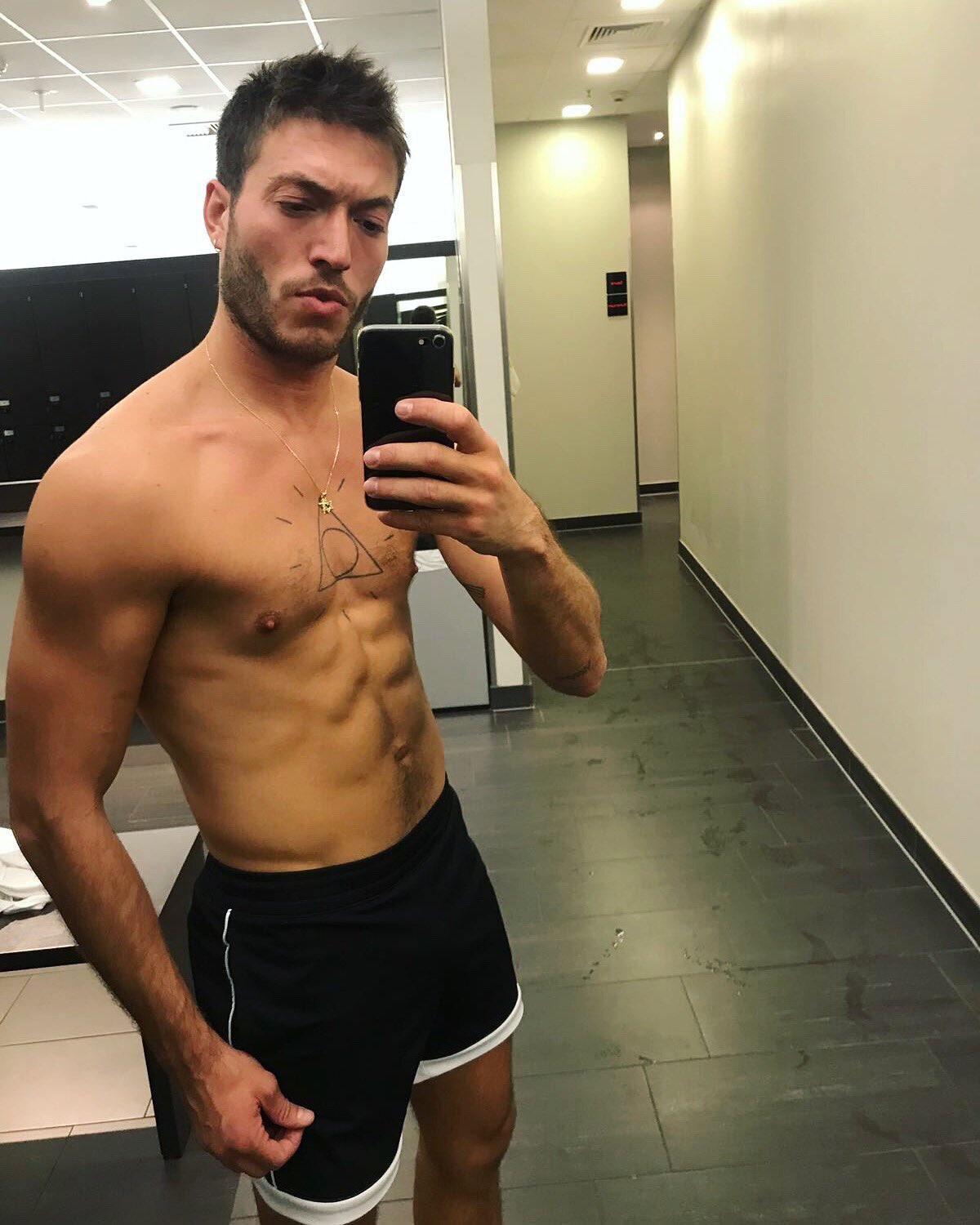 #workout #gay #shredded https://t.co/XgVSMWryr8