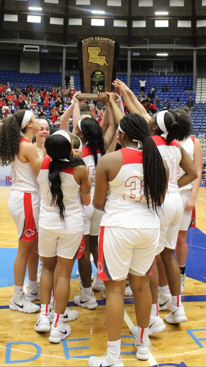 LADYWOLVES tweet media