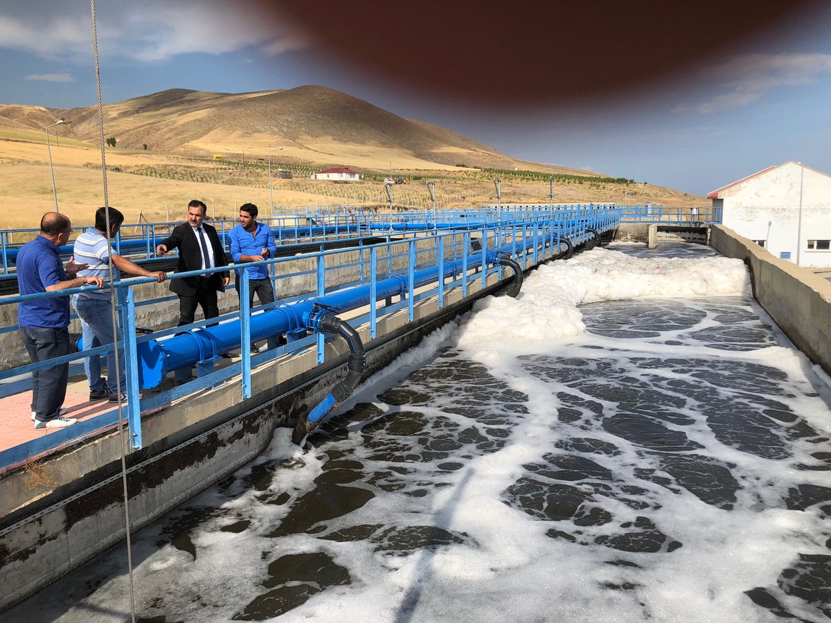 Van gölü Hepimizin Tüm Göl çevresindeki Belediyelerimizin ve  ilgili Kuruluşların Arıtmalarını hassasiyetle çalıştırmalarını Bekliyor ve ümit ediyoruz