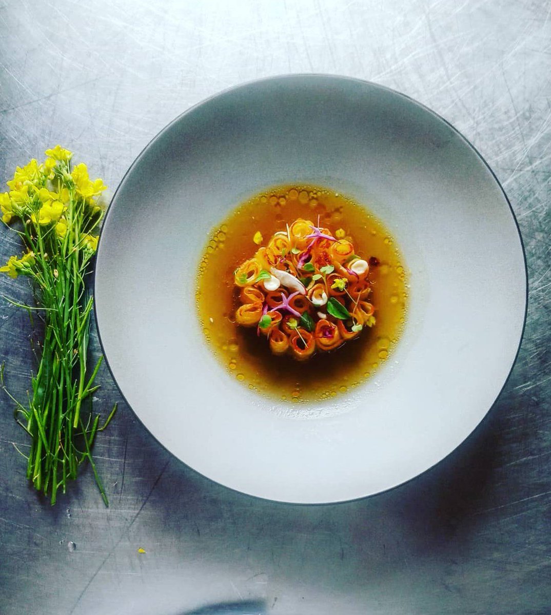 SghiriNouri's tweet photo. @RelaisChateaux @RedMarrakech @HostellerieM @SghiriNouri @gaultmillau #food #cheflife #chefslife #gastronomie https://t.co/ZP75ZmW5fh