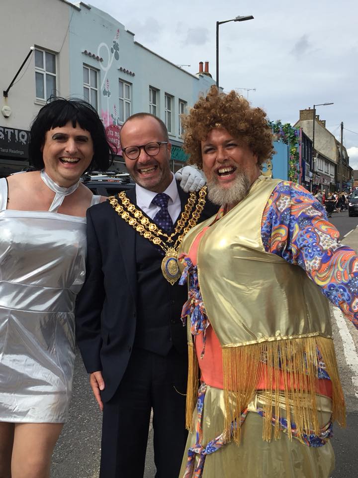 SoapboxQueens's tweet photo. Lots of fun was had at the parade 😀 https://t.co/bNrZE6Njnh