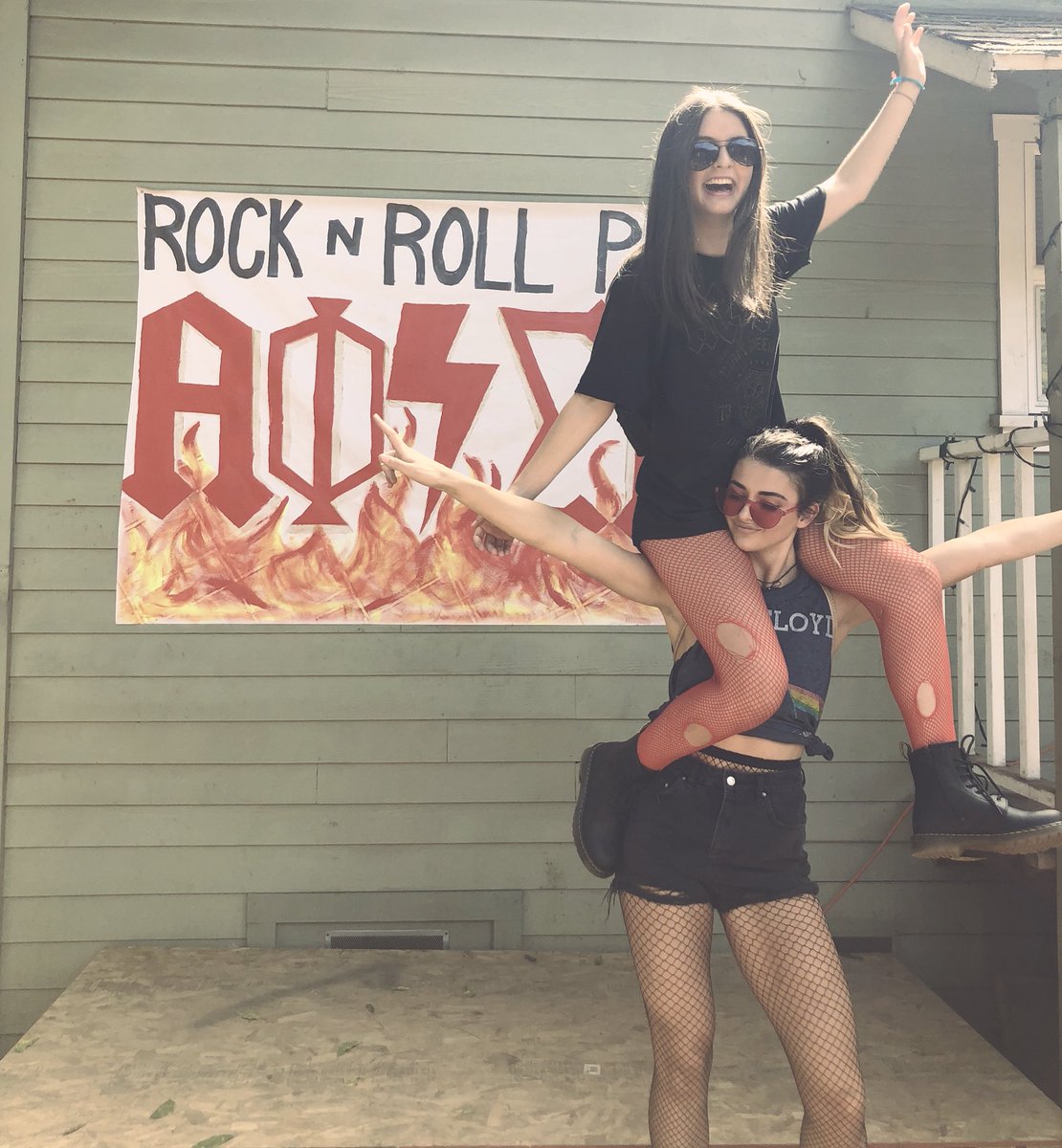 Chico State Alpha Phi tweet media