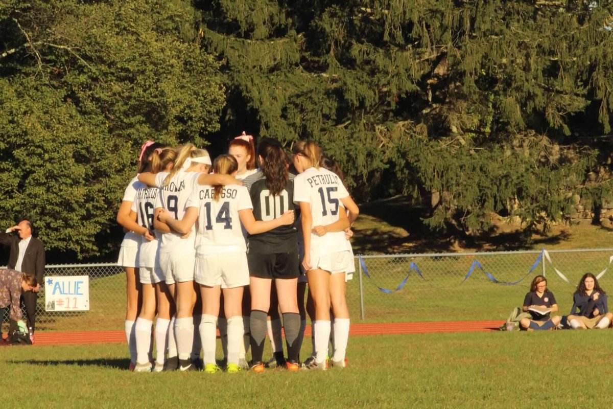 FaelGorce's tweet photo. Come support Girls Varsity Soccer as they take on Ursuline tomorrow @ 4:30! https://t.co/trGNGCUhHf
