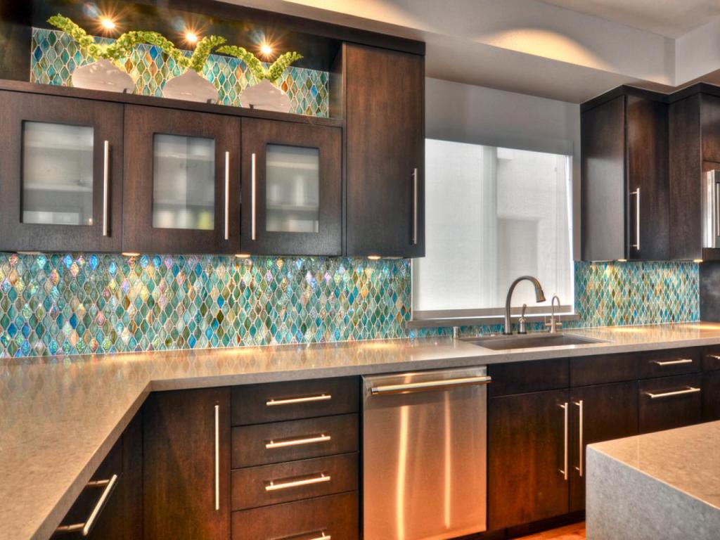 Tips for Installing the Perfect Kitchen Backsplash flooringmasters.com/tips-installin…