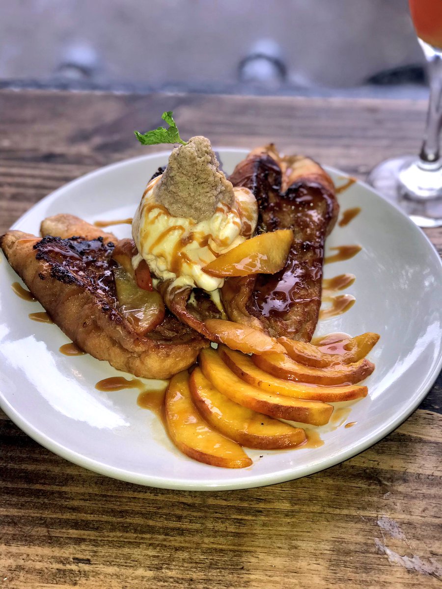 SlabLifeJet's tweet photo. Did you miss brunch? 🤦🏽‍♂️ come out next Saturday or Sunday too @poboyjim and get right with us !!! 
#ChefLife #Poboyjim #Hst https://t.co/VyVQ2aqtna