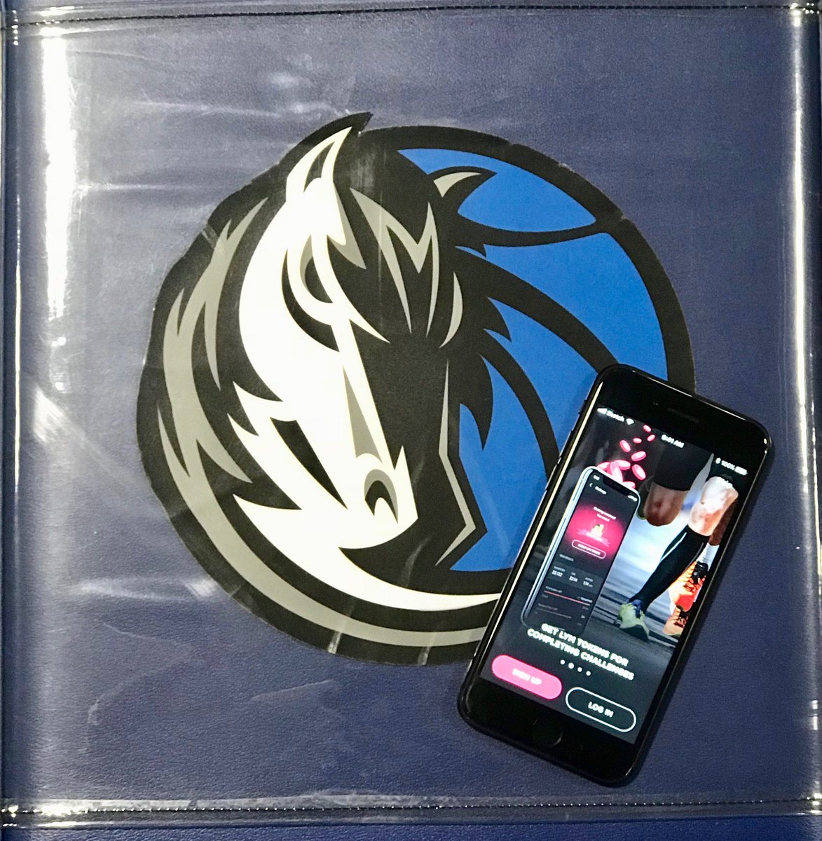 dallasmavs's tweet photo. Congratulations to our partners @LympoApp for launching the first version of their app which has rewarded thousands of runners in Lithuania at the first ever #crypto marathon! 🏃‍♂️

Register on https://t.co/tNbJFIaXPD for updates on the app's US launch. https://t.co/mROXgCyZY1