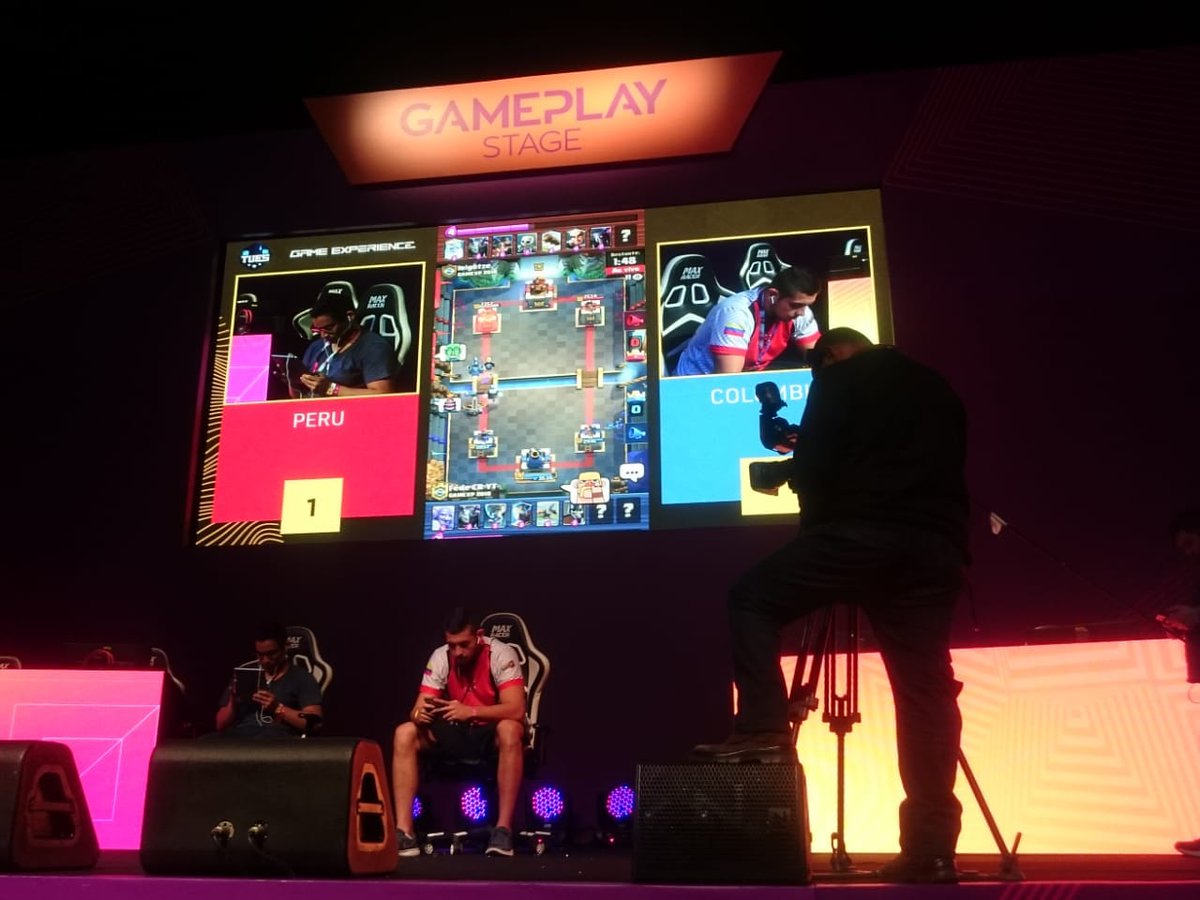 UNIVERSITY Esports Colombia tweet media