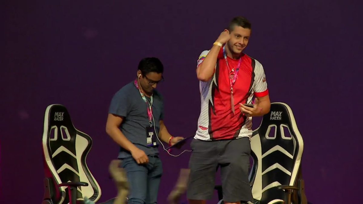 UNIVERSITY Esports Colombia tweet media