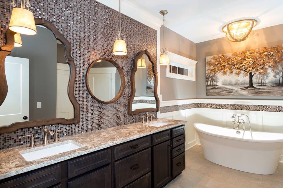 MurphyHomesIN's tweet photo. “The Woodford” 
BDASI Parade of Homes 2018
#bdasiparadeofhomes2018 #murphyhomessouthernin #dreamhome https://t.co/lQ60Ia3xQt