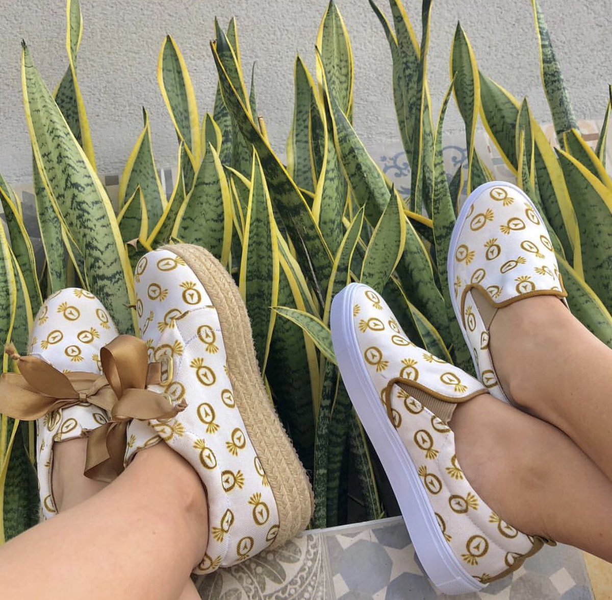 SDiverzo's tweet photo. Calzado institucional, lleva tu marca en tus pies!
Whatsapp +57 3205210946 https://t.co/IavlGTp7IG