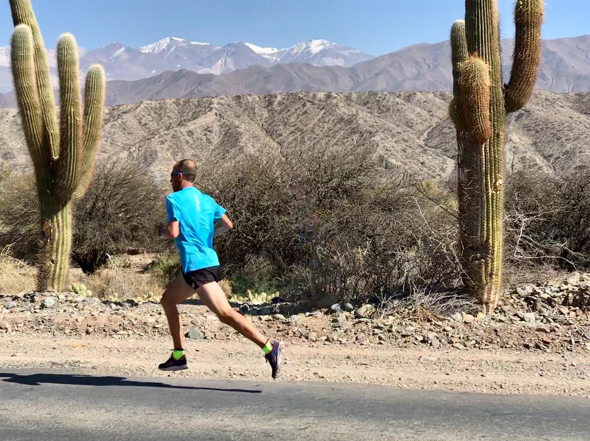 M_mastromarinoo's tweet photo. Domingo de doble turno! Para terminar la segunda semana en cachi con muchos km, una semana más!!! Una semana menos!!! @bamaraton

@skechersarg @skechersGO  #gomedrazor @GarminArg @garmin #amomigarmin #Fenix5s @StarNutritionok #hidroplus  @enardinfo https://t.co/bkpwA5bOb6