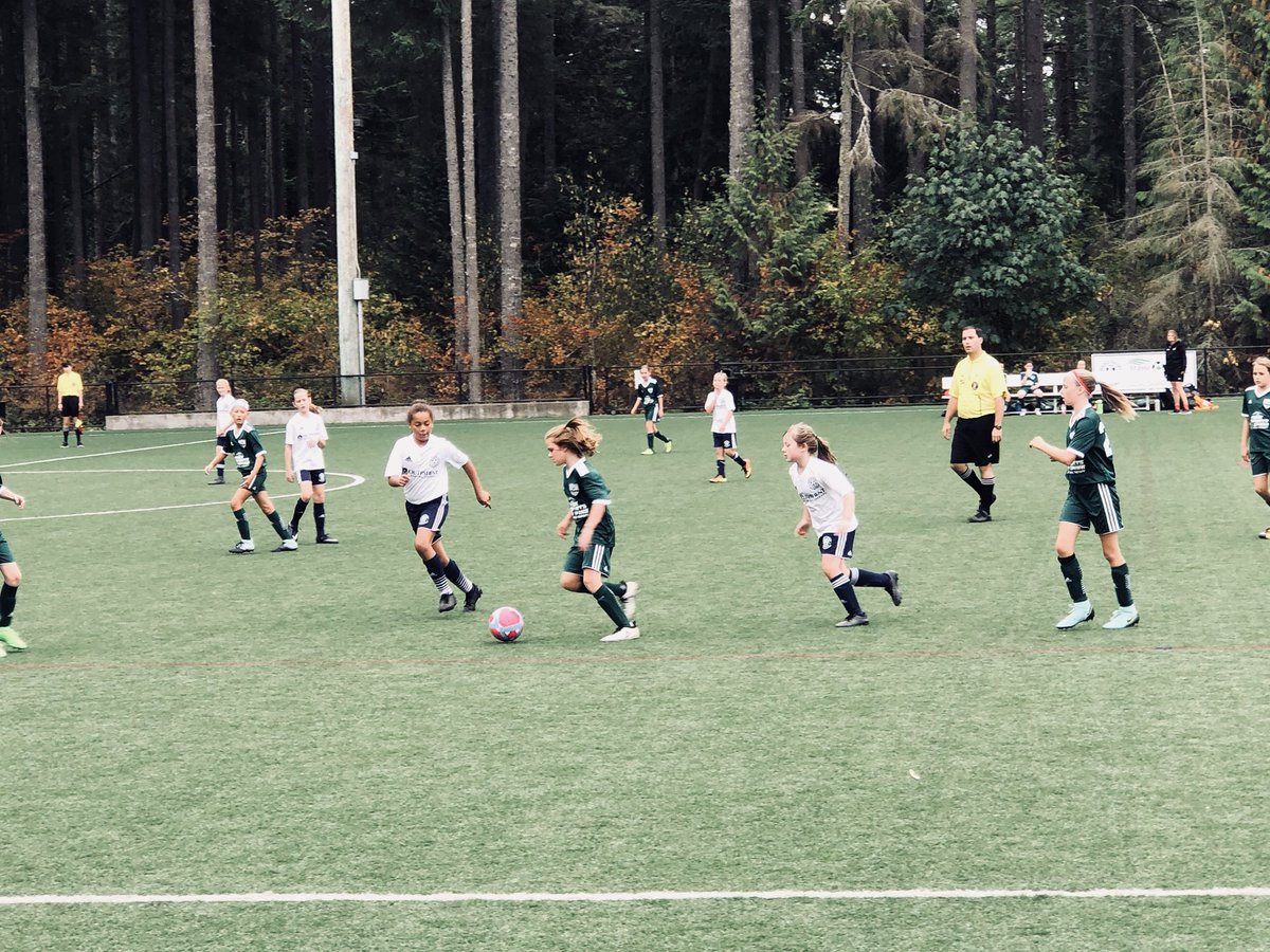 cfc_G08Green's tweet image. Kicking off the Fall season with a W! Way to go girls!! ⚽️⚽️⚽️ #wearecascade