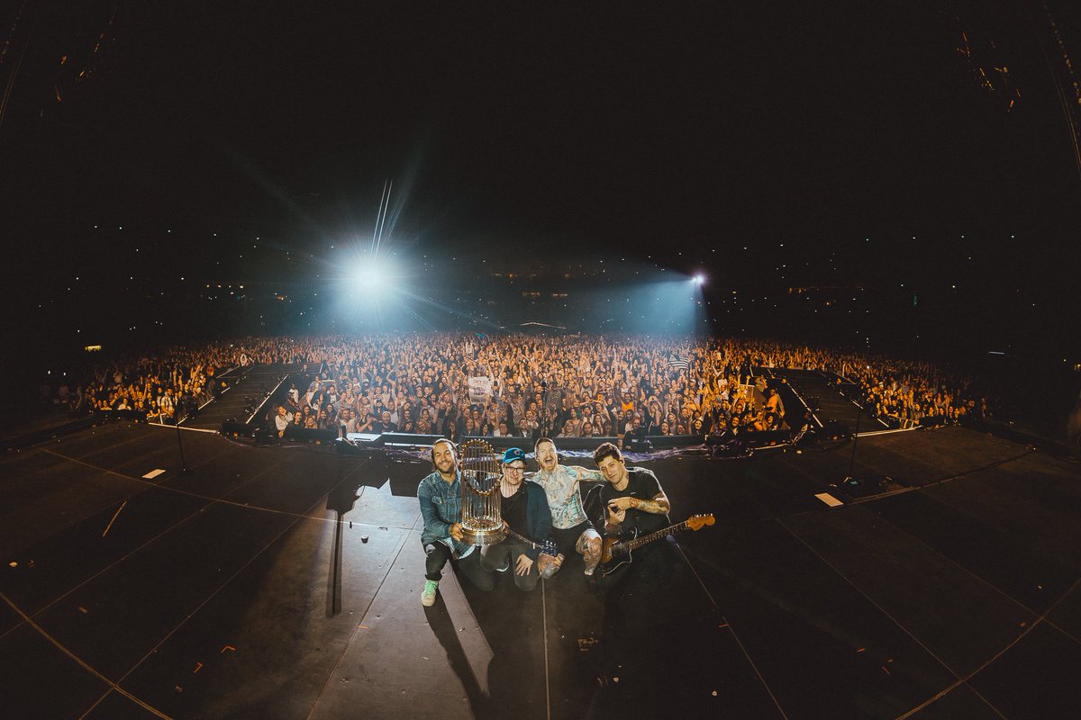 falloutboy's tweet photo. Still on a high from playing Wrigley Field last night. From the bottom of our hearts, thank you Chicago 💜 https://t.co/He5twoHEE0