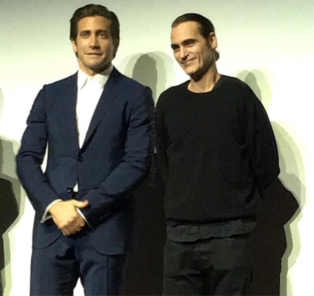 ¿Cuánto mide Jake Gyllenhaal? - Real height - Página 2 DmsKrRdUcAANQ5m
