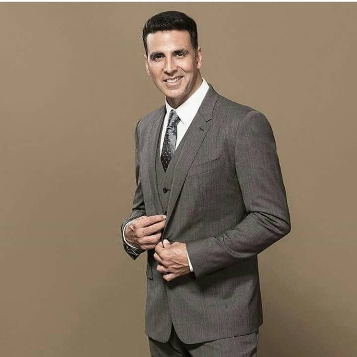 Hai Akshay Kumar happy birthday  God bless you my bro 