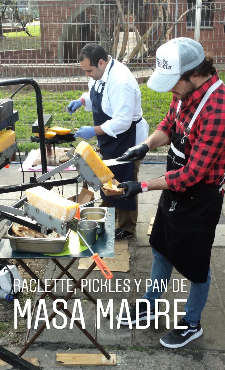 GiseJaime's tweet photo. Amante del queso, no podía no pasar a probar estás ricuras de #MauricioCouly y #PabloBuzzo .
#ComerRicoHaceBien #FeriaMasticar @FeriaMasticar https://t.co/i8QwjGaQty