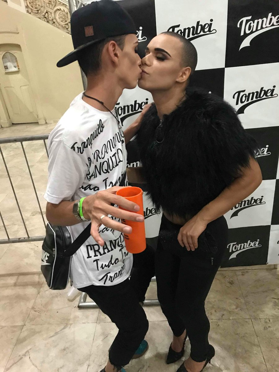 Matheus34834958's tweet photo. PARE COM O PRECONCEITO E COMEÇA A ACEITAR OS SENTIMENTOS DAS PESSOAS ❤🌈 https://t.co/G6c2eyNvo2