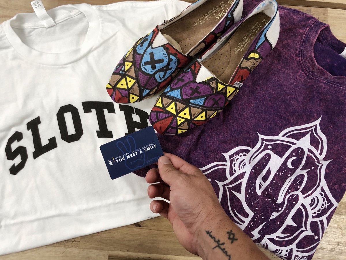 Timmyham's tweet photo. SLOTH x @dutchbrosaz giveaway!
Sloth merch, custom toms and $100 to Dutch bros 😜 to enter RT/Like also must be following. Will pick 3 winners next weekend! Good luck! https://t.co/9O08oVbsJD