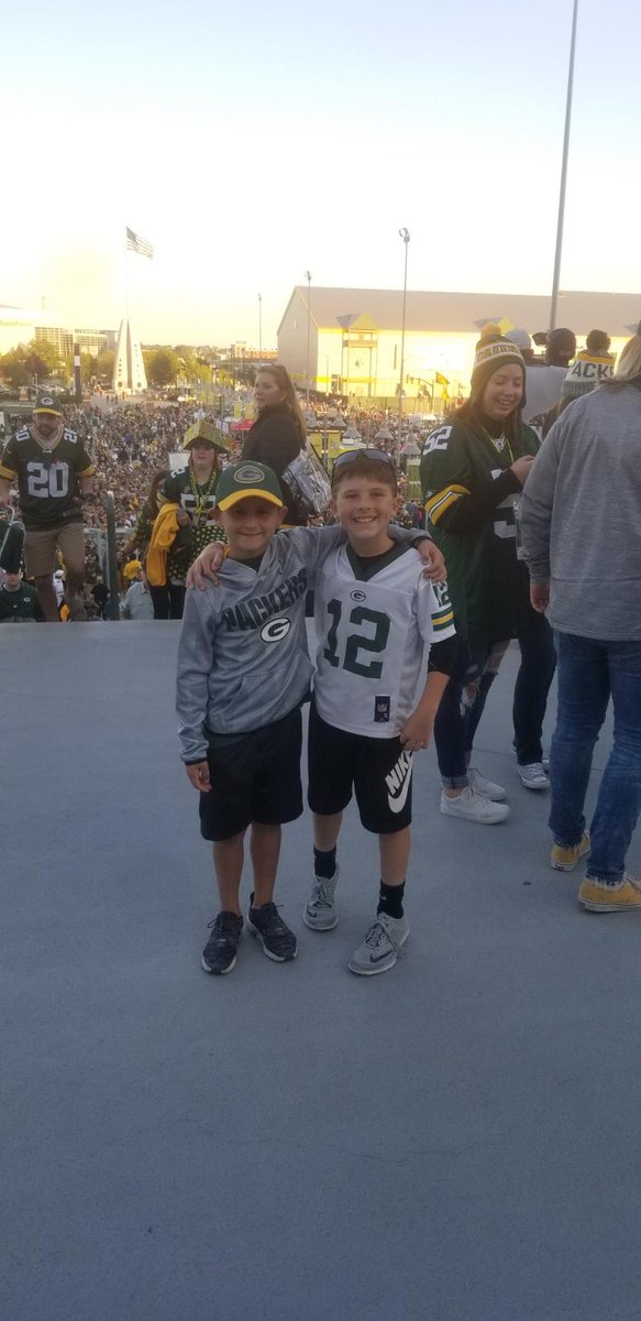 #GetLoudLambeau