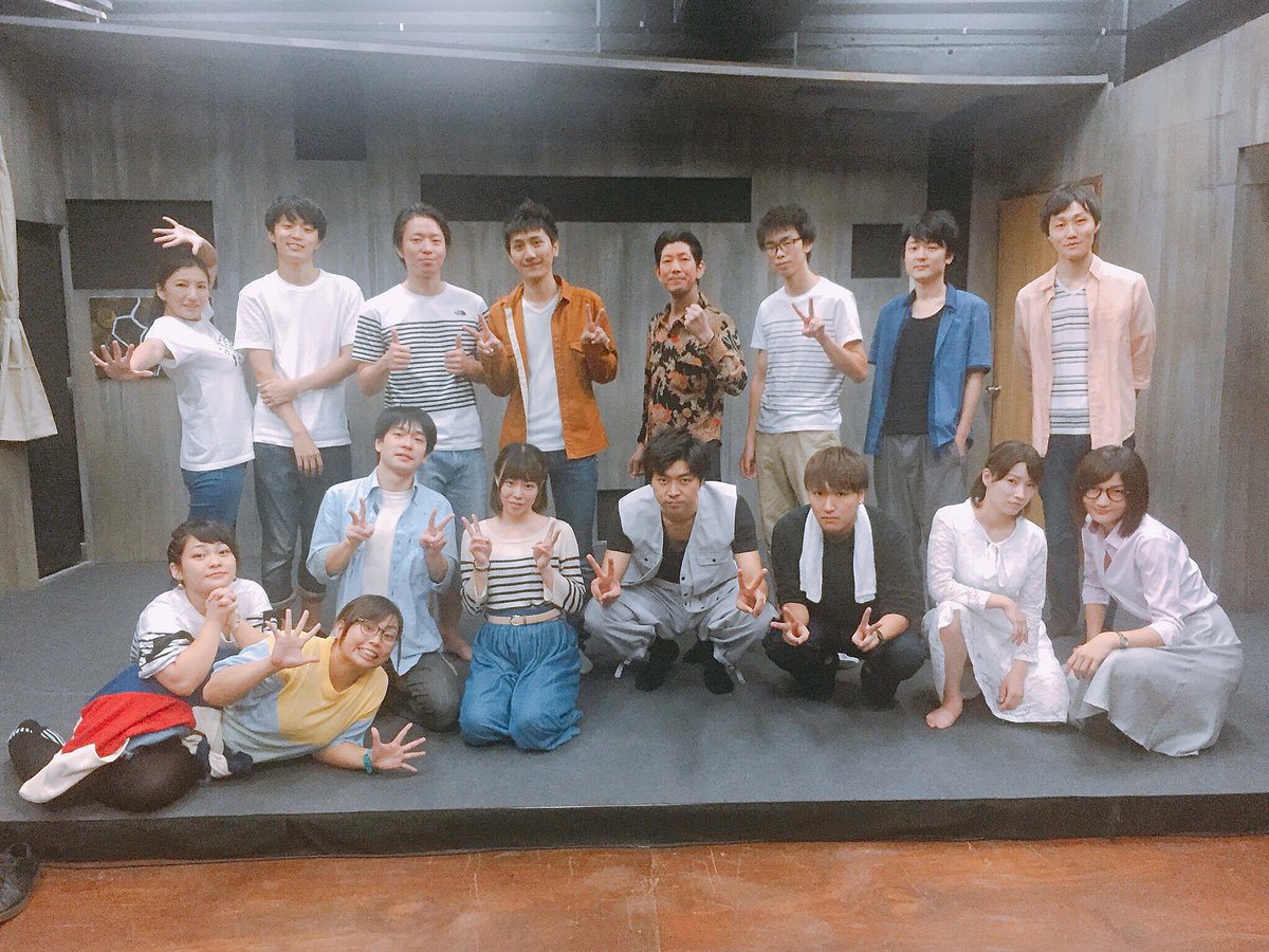 Sae_nyoro's tweet photo. DrawTheCurtain
無事終演致しました!お客さんもスタッフの皆様も共演者のみんなもいっぱいいっぱいありがとうございました!!!
は〜楽しかった〜まだ全然終わった実感ないけども笑
火野さん、先に空飛んじゃってごめんね笑
#DrawTheCurtain #DTC #ドロカー https://t.co/HJzzp8ELxa