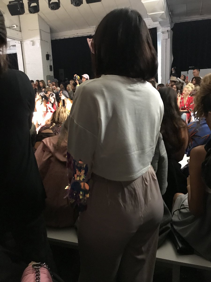 jeniusfrombk's tweet image. I go because I actually enjoy looking at the new styles, not just to say I was at #NYFW 🙄. Dreaming of one day having my own line of clothes &amp;amp; accessories...speaking this into existence! 🙏🏼🕶🎒👗👢🧦
#FITalumni
