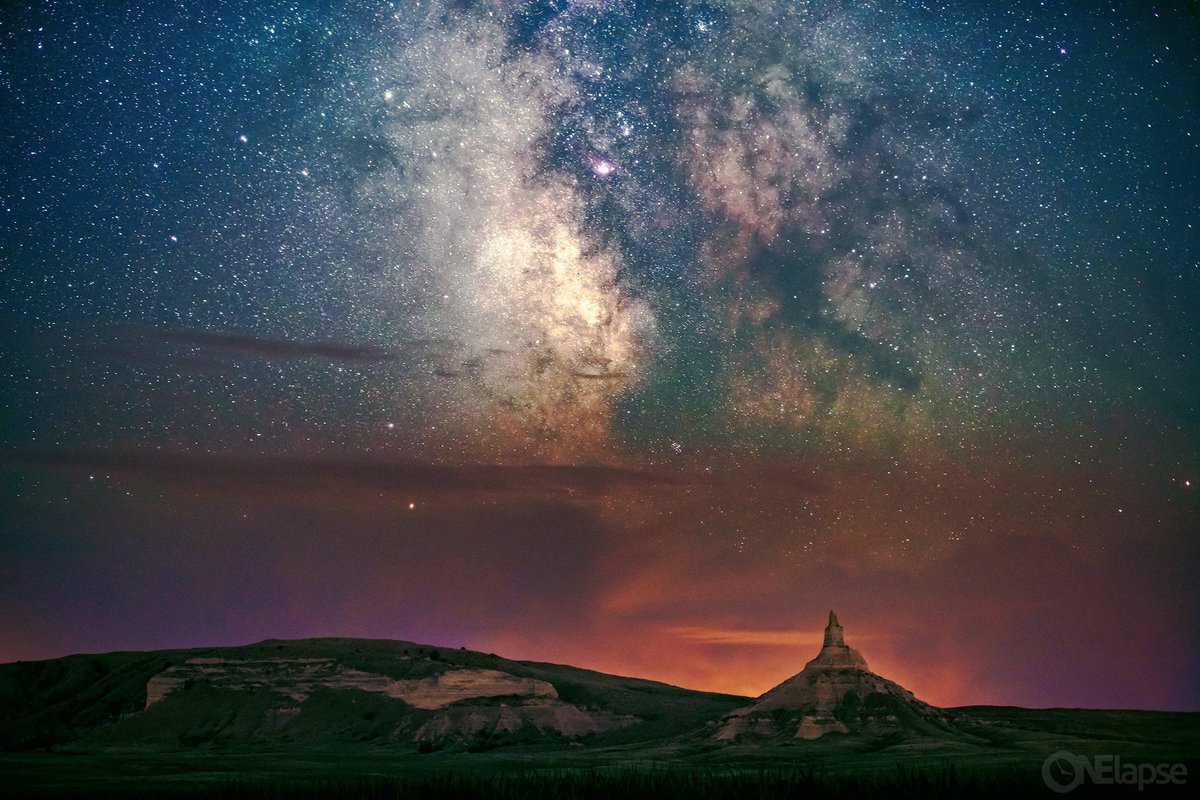 timelapseomaha's tweet photo. Nebraska has the best night skies https://t.co/PFGJGE4TF8
