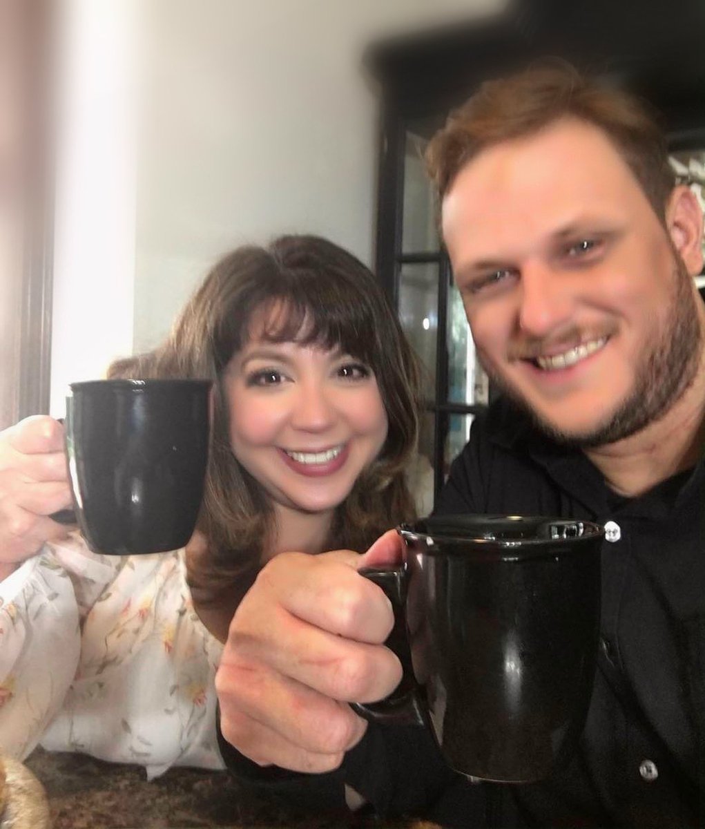 debbdoodles's tweet photo. Second episode dropped tonight Chicago Talent TV check out Matthew and myself https://t.co/4vC6MKRonb https://t.co/JZCPLKw07j