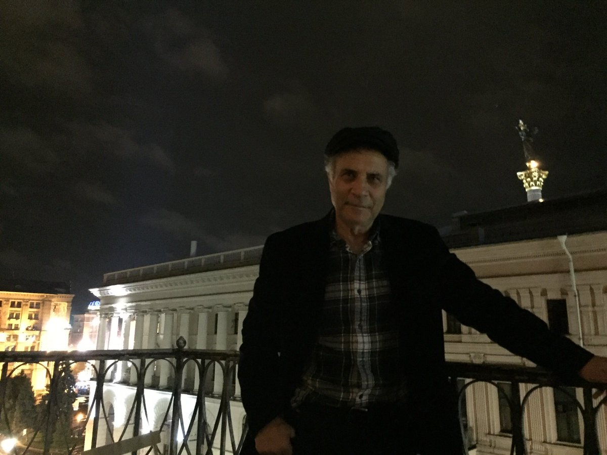 robert_zubrin's tweet image. I’m in Kyiv where I will give a series of talks about #Space exploration, including at the #MarsSociety Ukraine, the Kyiv Aviation University, the Polytechnic Institute, and the #InScience festival.