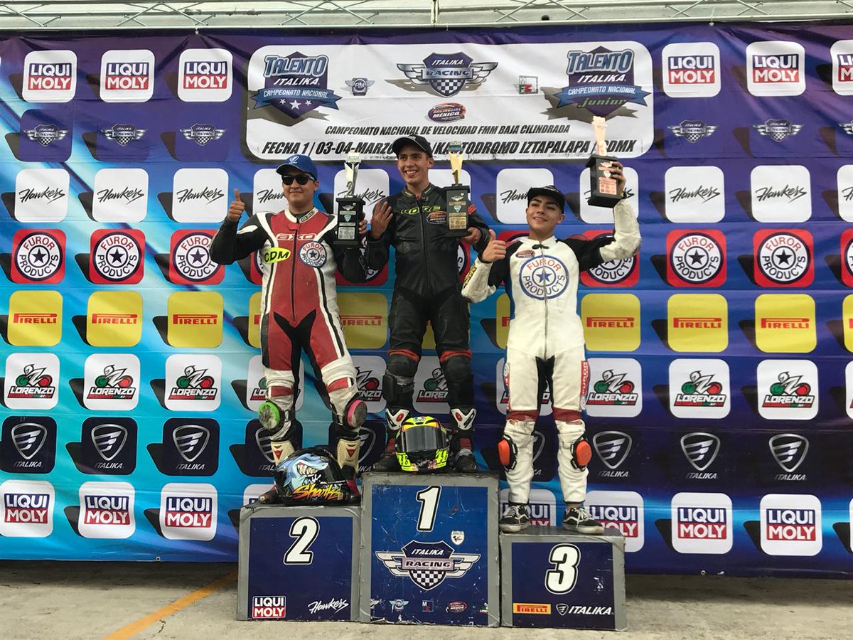 ItalikaRacing's tweet photo. Ganadores de la #WSCup:

🥇 Hiram Martínez
🥈 Kevin Anderson
🥉 Víctor Pérez de León

#TalentoITALIKA

#DescubriendoTalentos #RoadToMotoGP 
@ItalikaOficial @liquiMolyzate @HawkersMX @Pirelli_Moto_MX @RacingBikemx https://t.co/qS7MrFmgXL