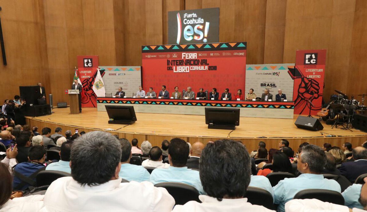 mrikelme's tweet photo. Hoy llevamos a cabo la inauguración de la Feria Internacional del Libro Coahuila 2018, donde Brasil fue el país invitado y Colima nos engalanó con su presencia. Agradezco a la Universidad Politécnica por su valiosa participación. https://t.co/etCkb0kMFm