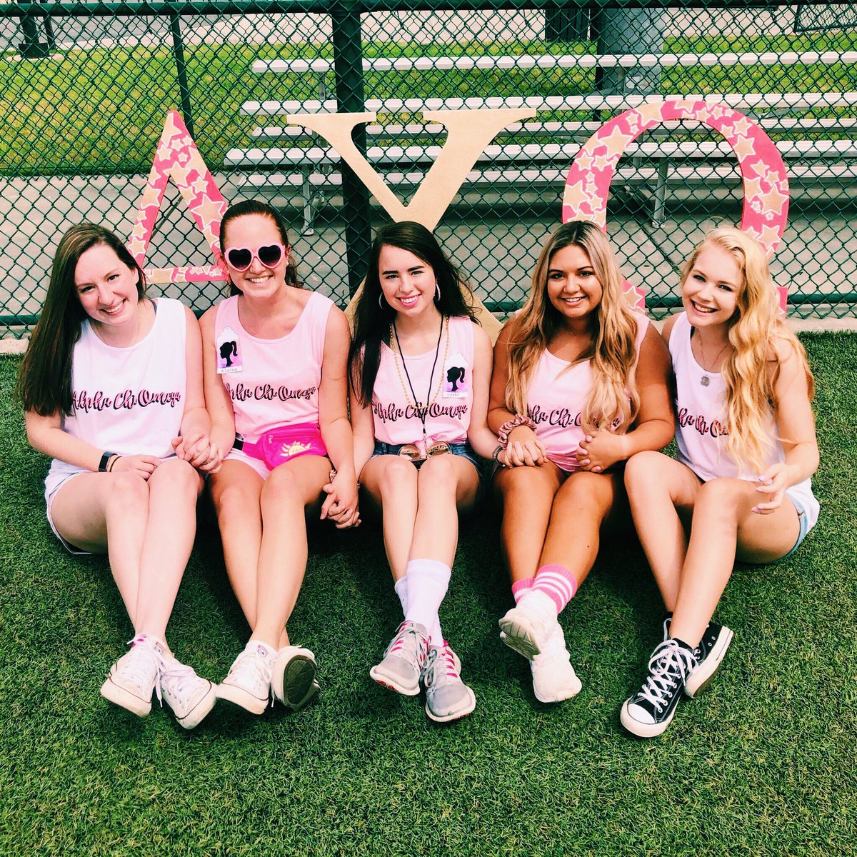 uncc_alphachi's tweet photo. ★ Bid day, best day ★ https://t.co/kXsHDoCUe1