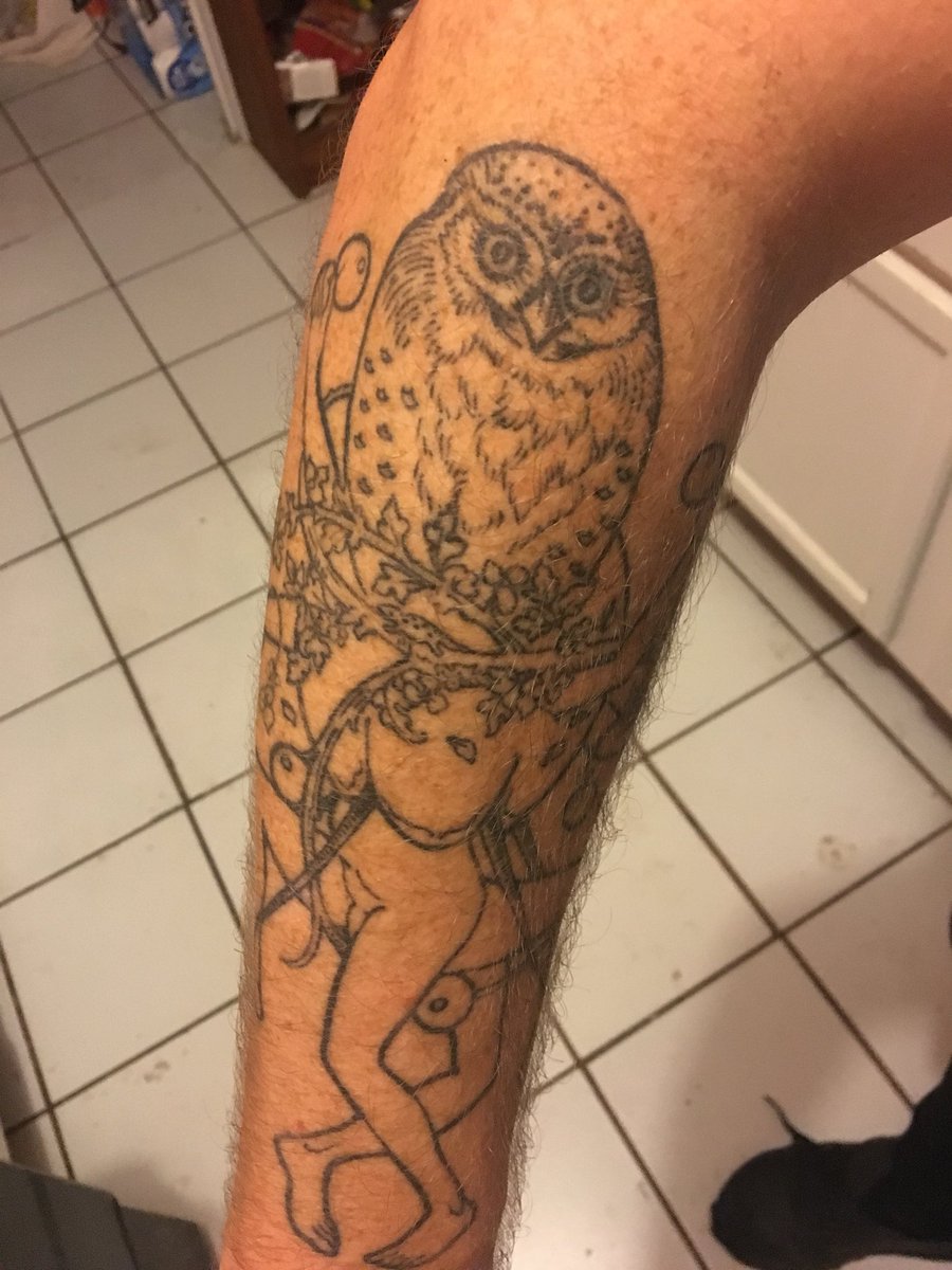 apeofpentacles's tweet image. My fuggin arm baybee