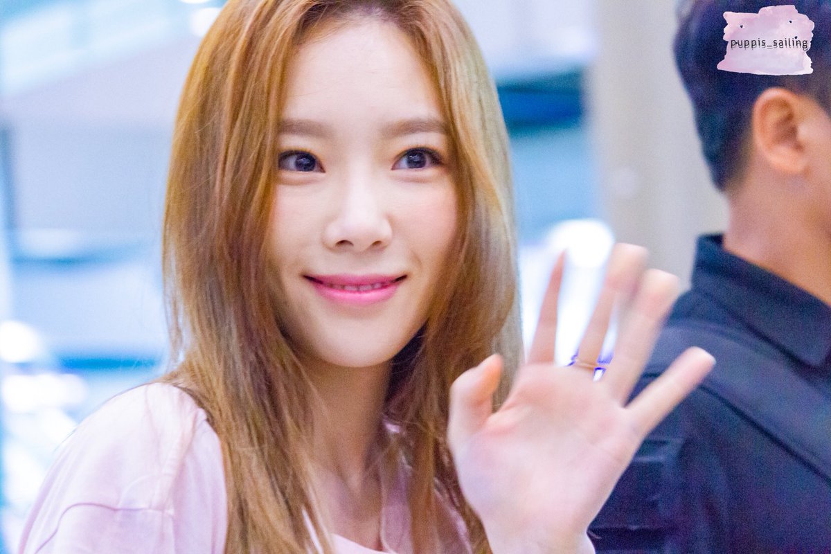 puppis_sailing's tweet photo. 180910 #태연 #Taeyeon 🌖 https://t.co/6QEcOaZqPF