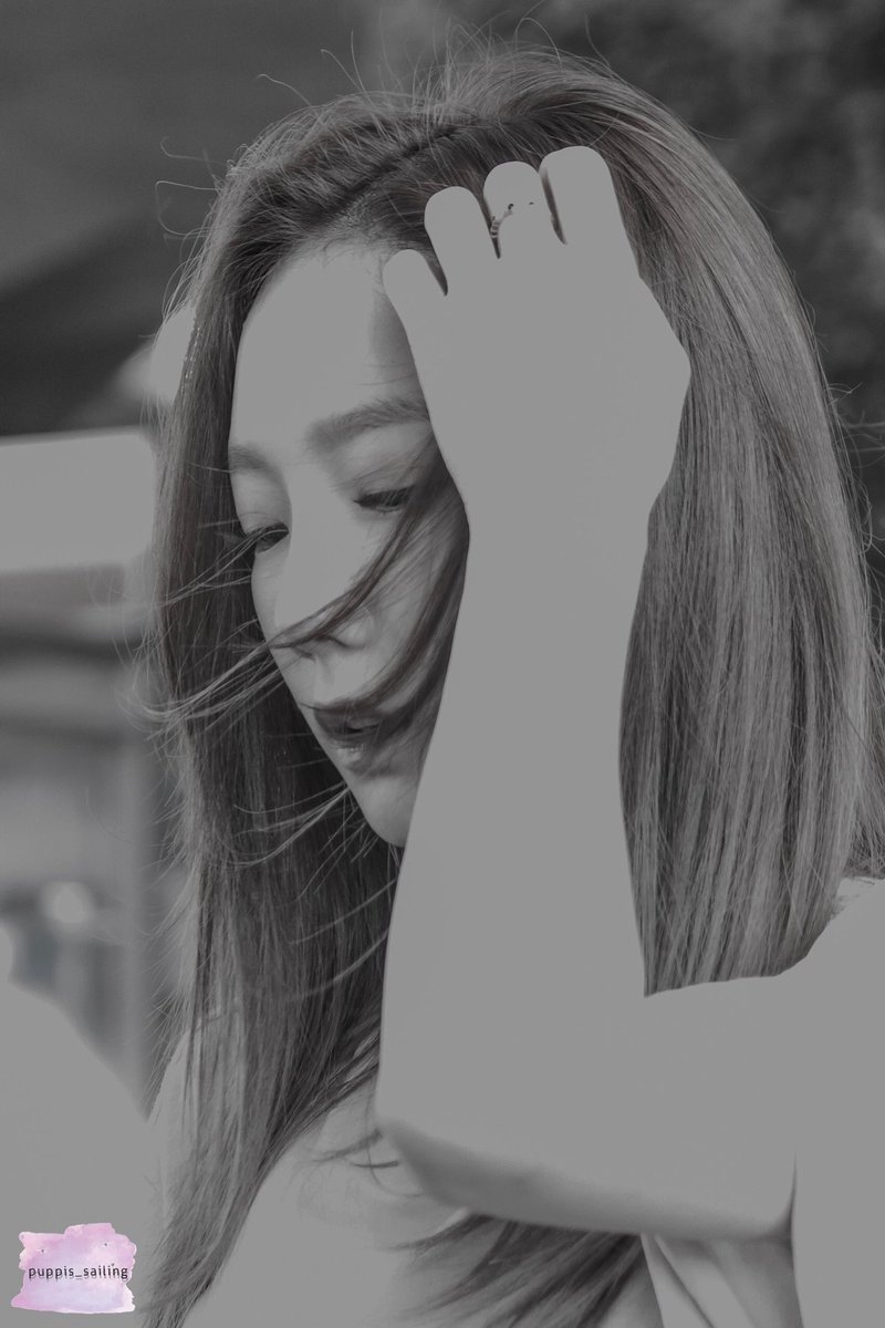 puppis_sailing's tweet photo. 180910 #태연 #Taeyeon 🌖 https://t.co/6QEcOaZqPF