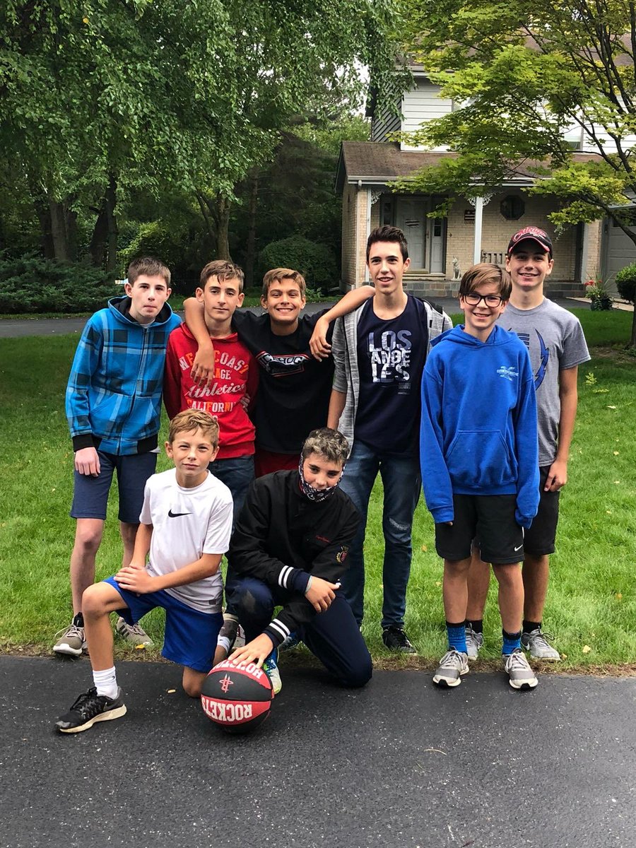 MariviGalera's tweet photo. Use Spanish language in real context, learn from another culture, another country; develop empathy towards other cultures, new friendships,... middle school exchange trip between Spain 🇪🇸 and USA 🇺🇸 opportunities @WoodstockD200 https://t.co/NEryDTKlRl