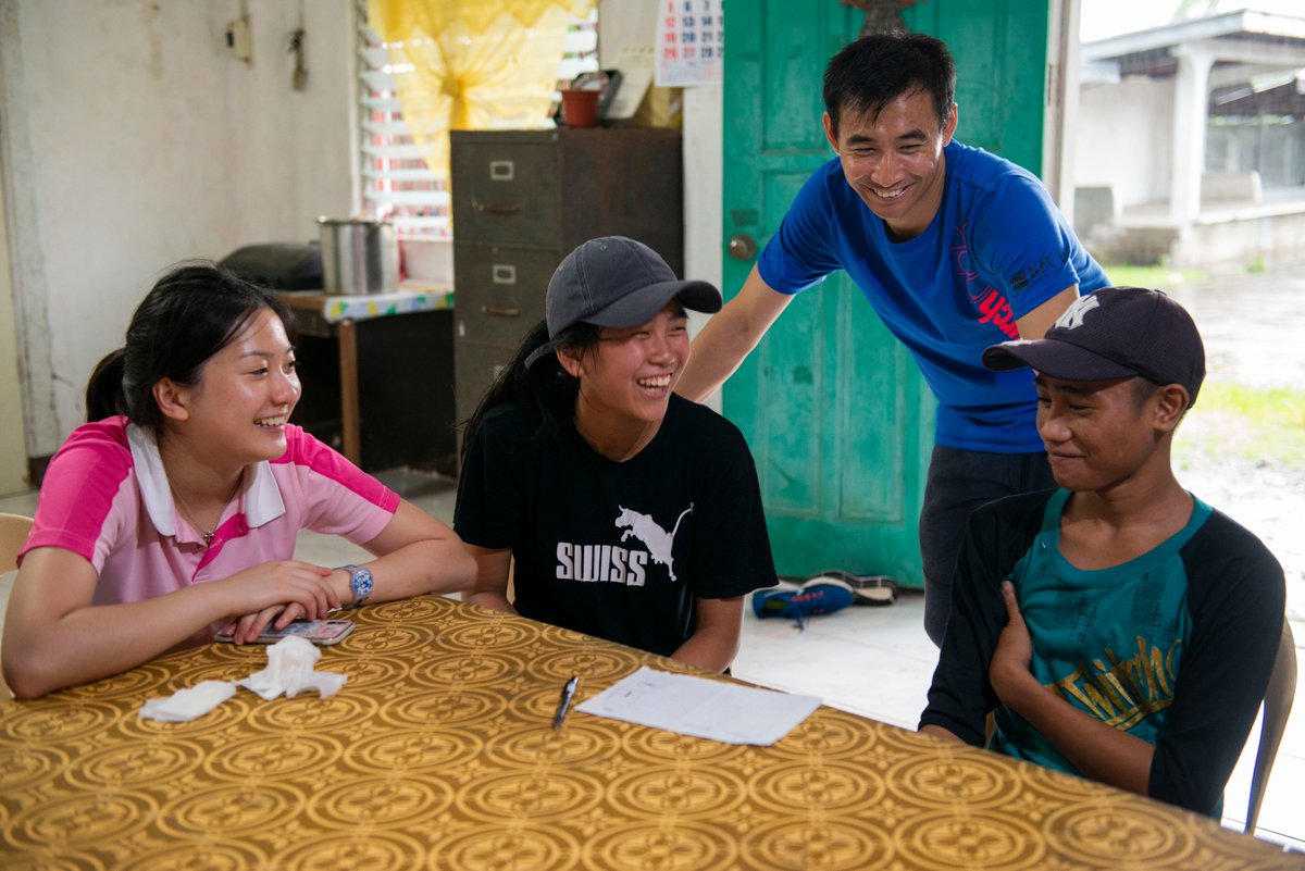 On Shun, a university student, participated on a trip to #IloIlo with #KongFokChurch. She says that the most rewarding part was "being able to encourage people of the same faith who are in different situations and circumstances in life." #ICM #volunteer #encouragingothers