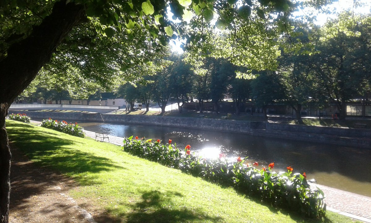 VisitTurku's tweet photo. Tulevana sunnuntaina vietetään perinteistä Turun päivää. Sunnuntain lisäksi ohjelmaa on tarjolla koko viikonlopuksi. Tsekkaa tarkempi ohjelma https://t.co/5EP80RiKkK #turunpäivä #visitturku #turku #localturku https://t.co/3CuCK75w6K