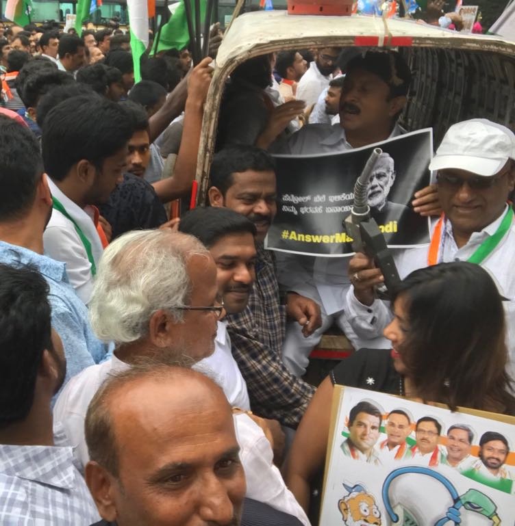 INCHebbal's tweet photo. Our MLA B S Suresh #ByrathiSuresh participating and giving full support to today's #BharatBandh 
#MehangiPadiModiSarkar https://t.co/nFK78yxYjc