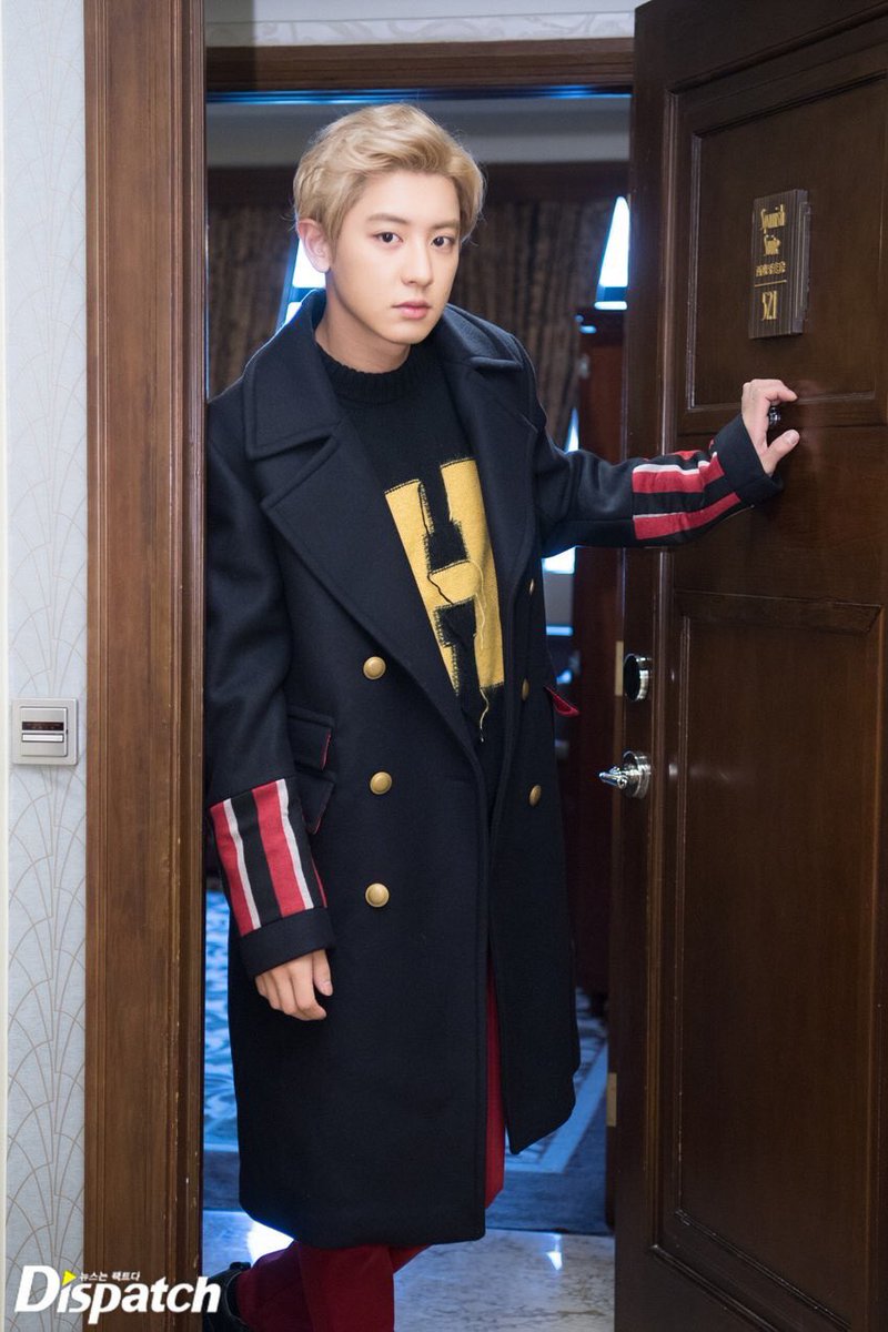 pcyhandsomesud's tweet photo. โหชานยอล โอ้โห  นอกจากสีโฟร์ซีซั่นส์ก็คงไม่มีใครทนได้แล้วล่ะค่ะ! https://t.co/Lh674k1cBm